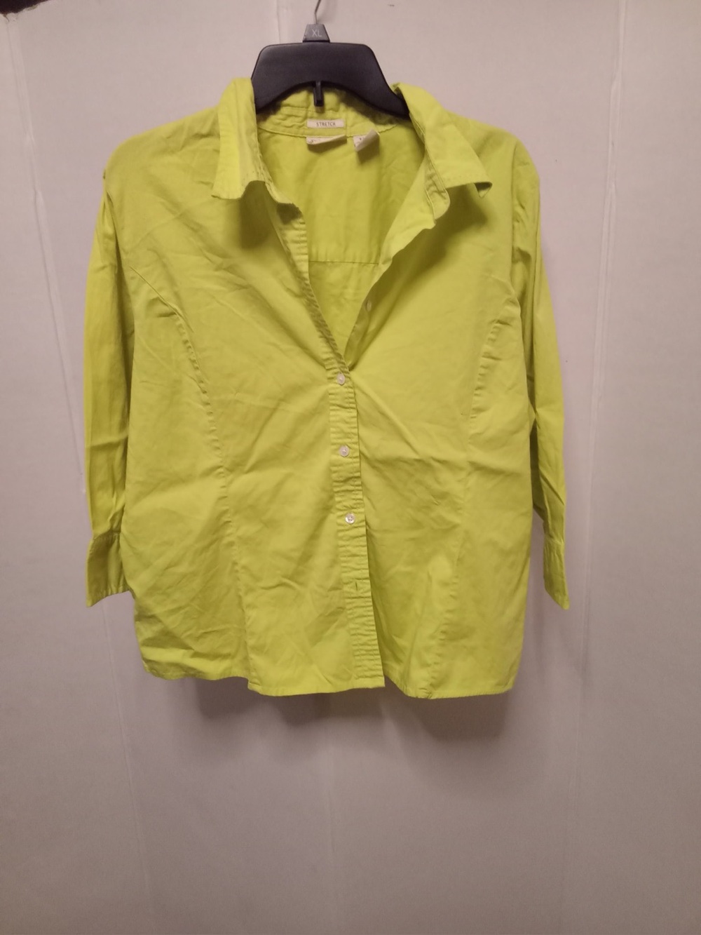 St Johns bay stretch womens size XL 3/4 sleeve fitted lime green button upA2